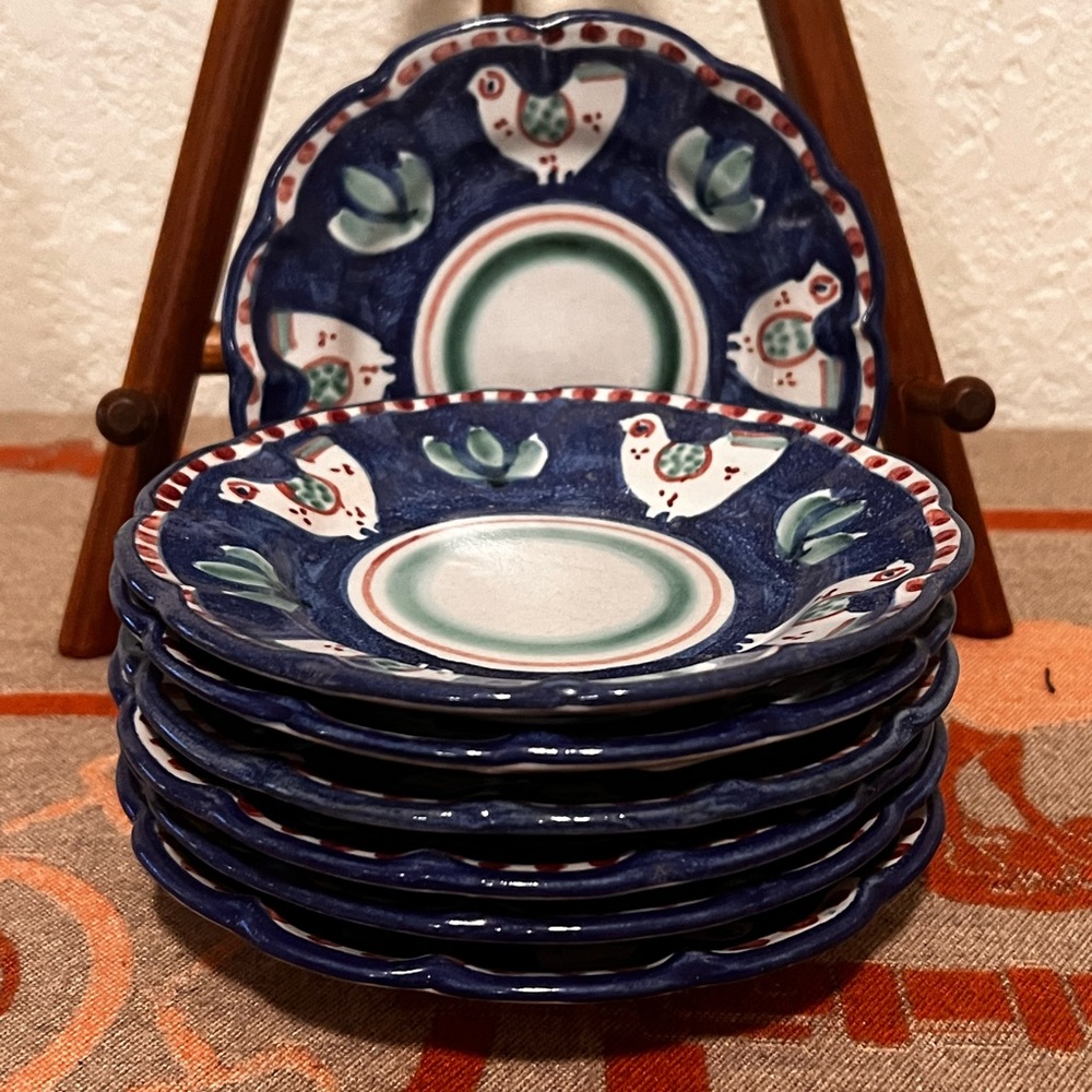 Vietri CAS Campagna Chicken Blue Border Red Dots 6" Bread Plate - Picture 2 of 9